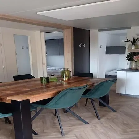 Tidy With Dishwasher, 9 Km From Maastricht