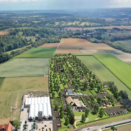 Tidy With Dishwasher, 9 Km From Maastricht